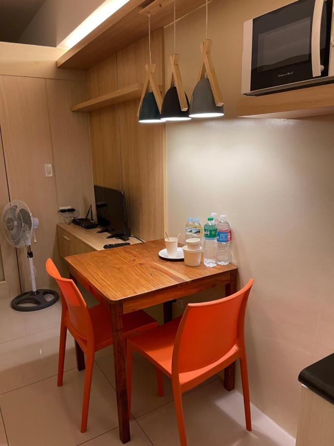 Netflix- Destina Stays At Jazz Residences Makati, Metromanila Makati City Bagian luar foto